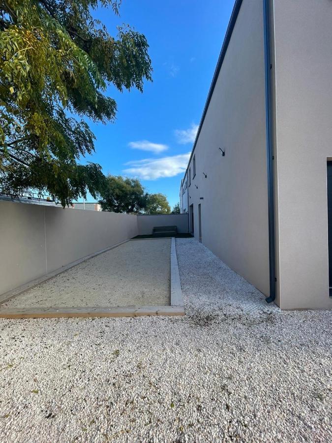 Villa 400M2 Piscine Interieure Tres Calme Agde Bagian luar foto
